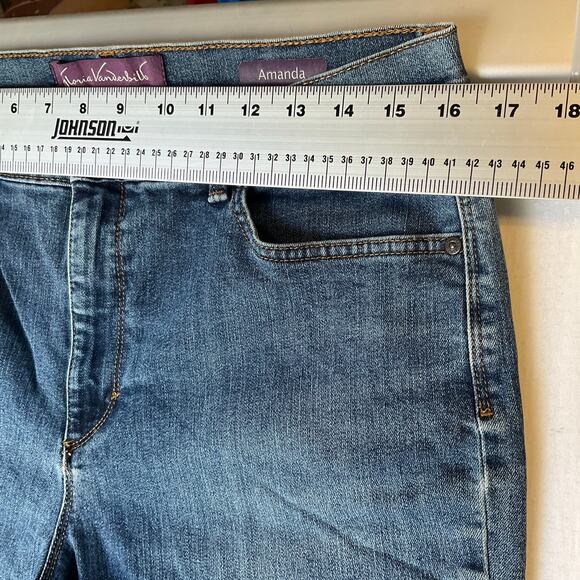 Gloria Vanderbilt Women Amanda Jeans size 14 Short Blue Straight Leg Mid Rise - Picture 2 of 12